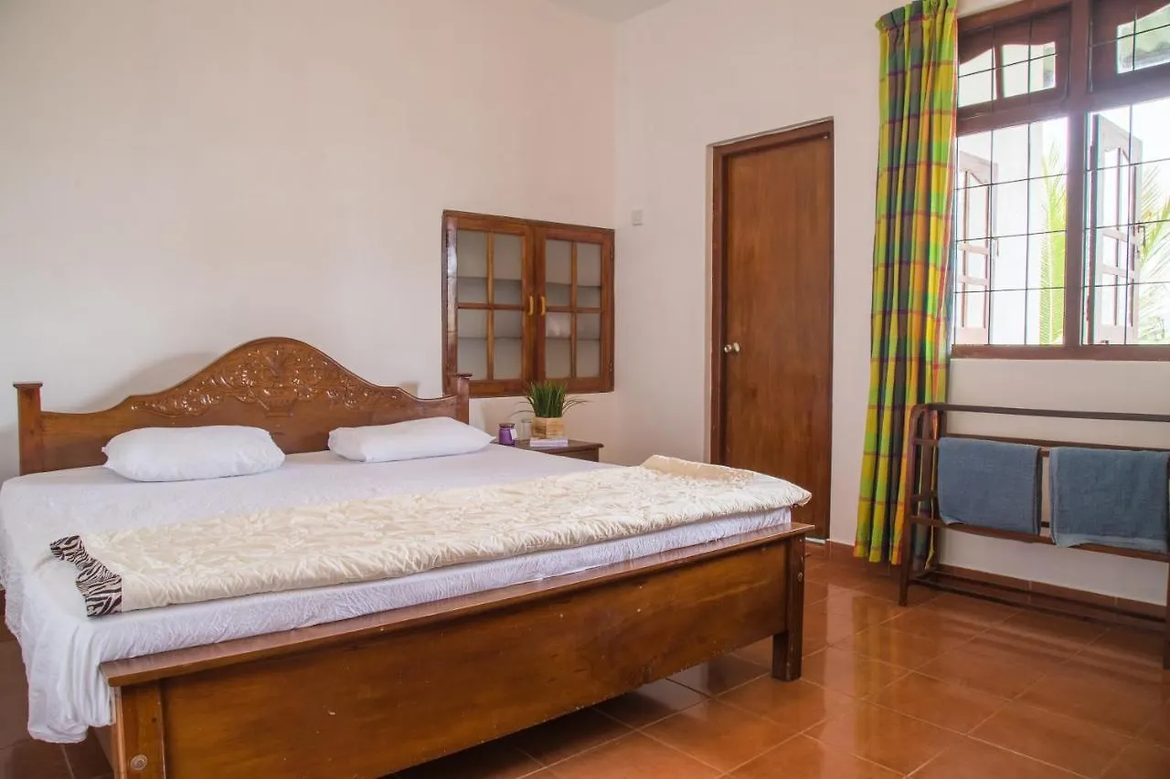 Holiday Stay Inn Kandy 0*,  Шри-Ланка